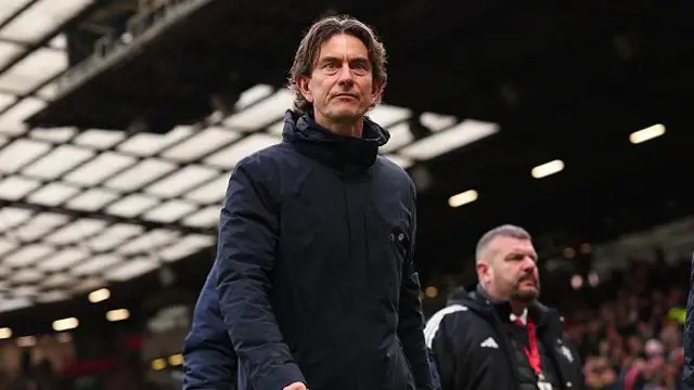 Former Tottenham Hotspur manager Thomas Frank during their Premier League fixture against Manchester United on February 7, 2026.