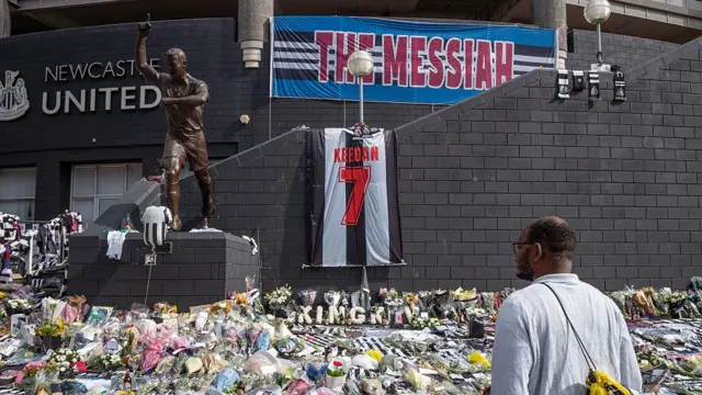 Tributes are laid outside St James Park for Kevin Keegan