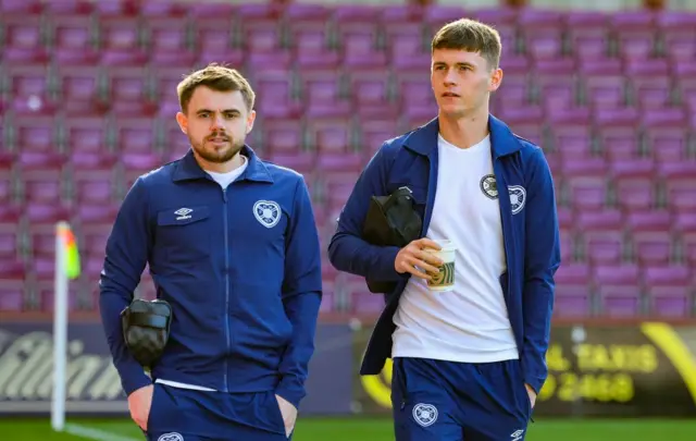 Hearts' Alan Forrest (L) and James Penrice (R) pre-match 