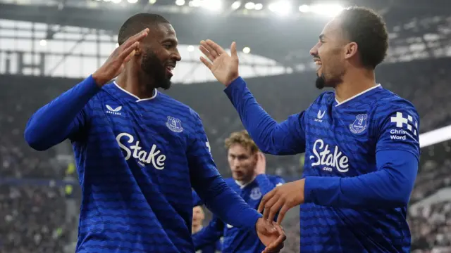 Beto and Iliman Ndiaye celebrate a goal for Everton