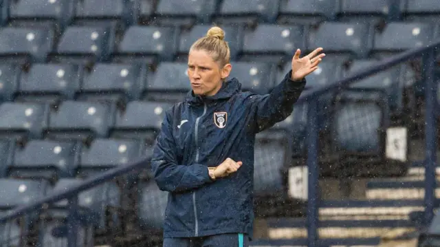 Leanne Ross