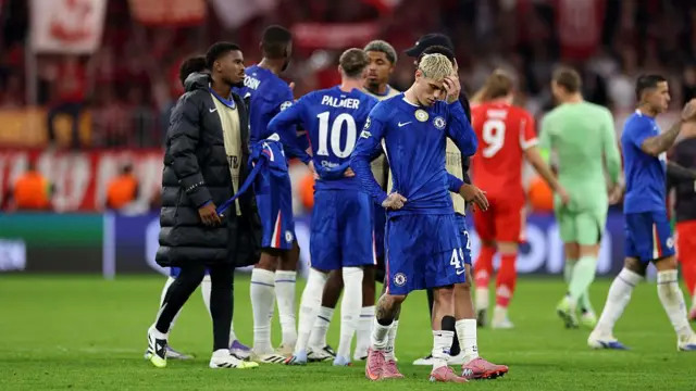 Chelsea players look dejected after defeat against Bayern Munich