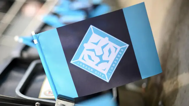 A London City Lionesses flag