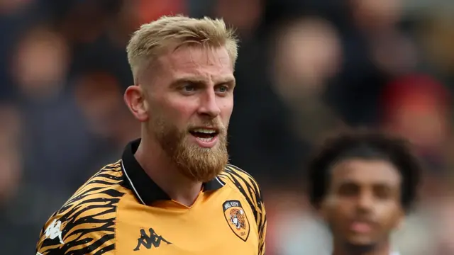 Close-up of Oli McBurnie playing for Hull City
