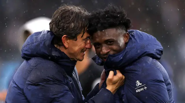Thomas Frank celebrates with Mohammed Kudus after Spurs beat Leeds in Premier League