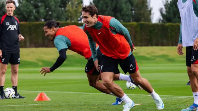  Federico Chiesa in training