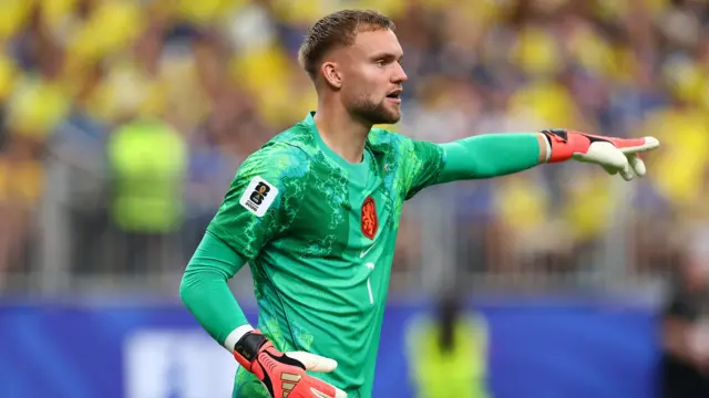 Bart Verbruggen of the Netherlands in action during the FIFA World Cup 2026 Group F match between Netherlands and Sweden at Houston Stadium on June 20, 2026