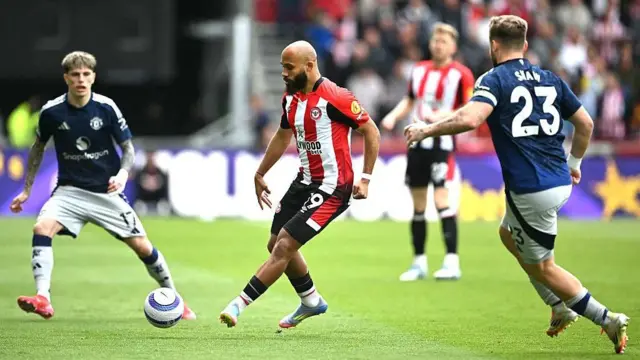 Bryan Mbeumo playing against Manchester United