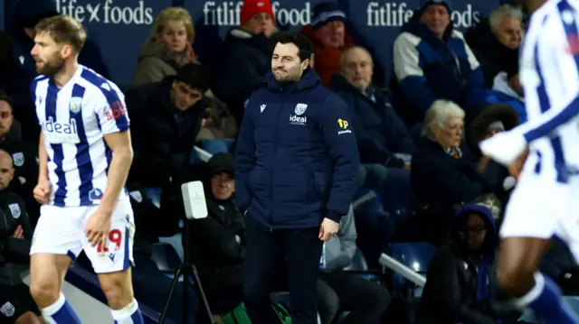 Ryan Mason on the sidelines