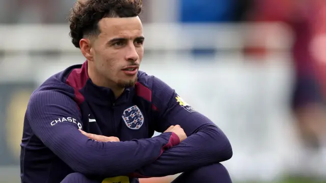 Curtis Jones in England training