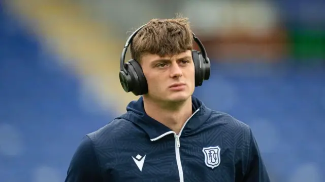 DINGWALL, SCOTLAND - SEPTEMBER 14: Dundee's Seb Palmer-Houlden arrives during a William Hill Premiership match between Ross County and Dundee at the Global Energy Stadium, on September 14, 2024, in Dingwall, Scotland. (Photo by Paul Devlin / SNS Group)