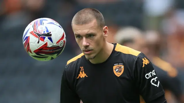 Anthony Racioppi warming up for a Hull match
