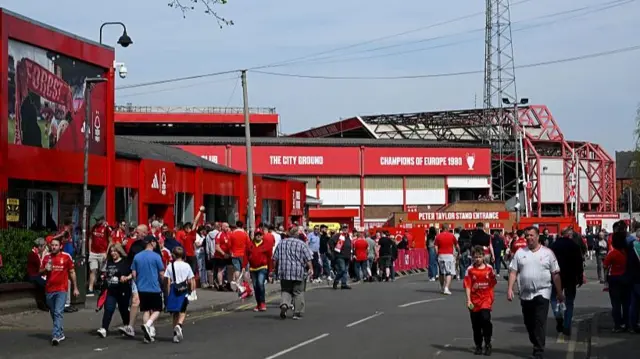 A general view as fans of Nottingham Forest make their way to the stadium 