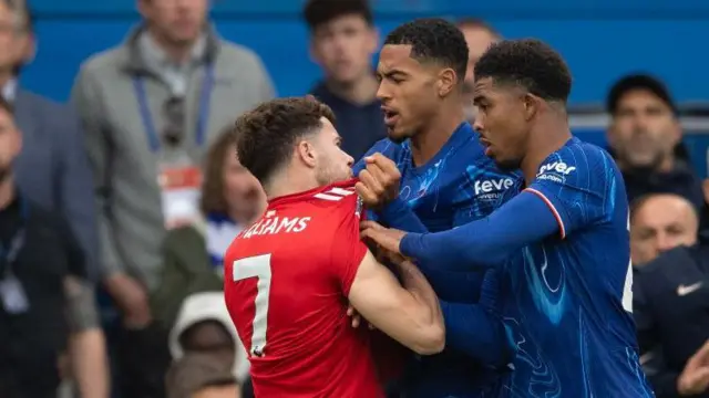 Levi Colwill, Wesley Fofana and Neco Williams square up to each other