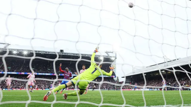 Jean-Philippe Mateta of Crystal Palace misses a chance