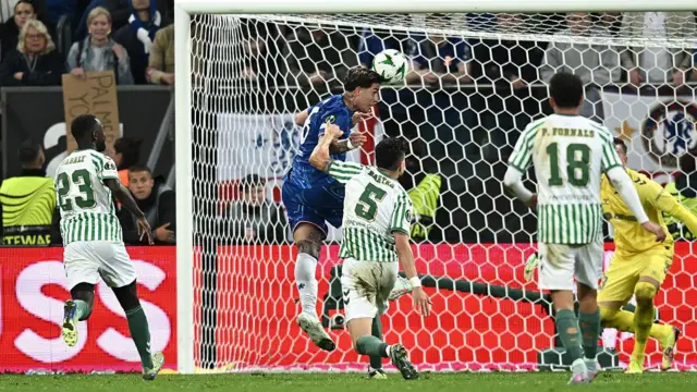 Enzo Fernandez scores for Chelsea