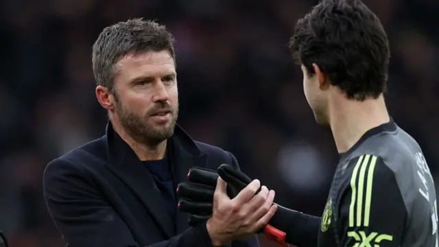 Manchester United have taken six points from six in Michael Carrick's first two games in charge