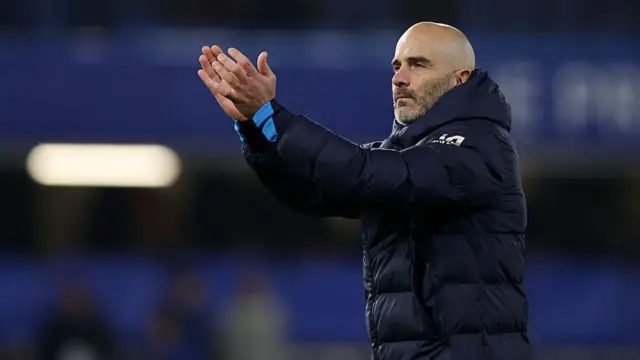 Enzo Maresca applauds the Chelsea fans