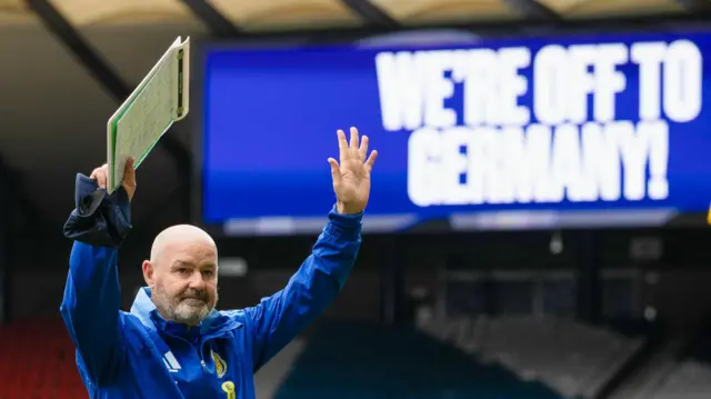 Steve Clarke 