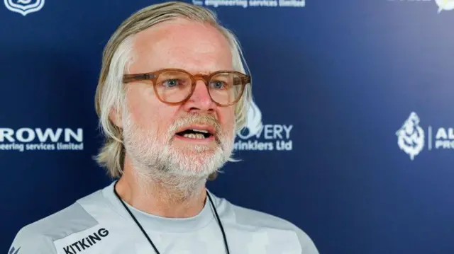 Dundee manager Steven Pressley