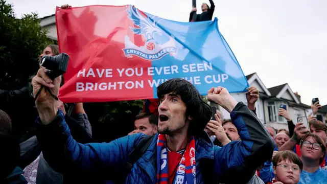 Crystal Palace FA Cup celebration scenes
