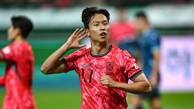 Eom Jisung in action for South Korea 