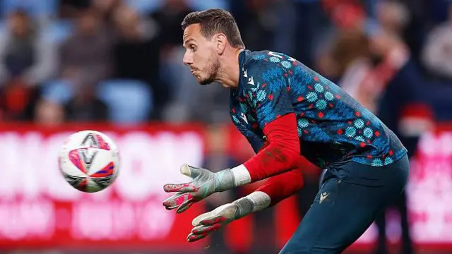Danny Ward warming up for Wrexham before a game on their tour of Australia