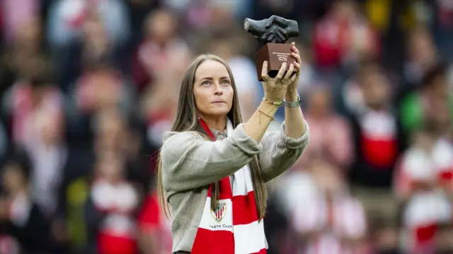 Joelle Murray with her One Club Woman award