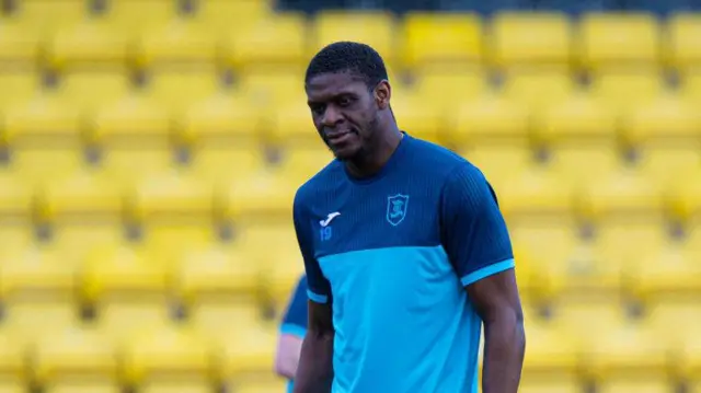 Livingston's Joel Nouble warms up during a cinch Premiership match between Livingston and St Johnstone at the Tony Macaroni Arena, on May 11, 2024, in Livingston, Scotland. (Photo by Sammy Turner / SNS Group)