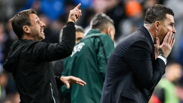 Neil McCann and Barry Ferguson on the sidelines with Rangers