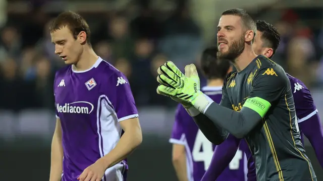 David de Gea in action for Fiorentina