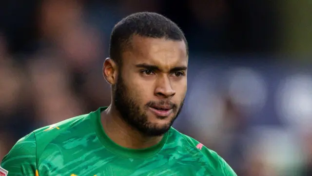 Gavin Bazunu in action for his parent club Southampton.