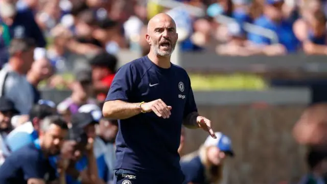 Enzo Maresca gives instructions from the touchline