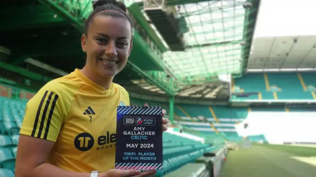 Amy Gallacher with her SWPL POTM award