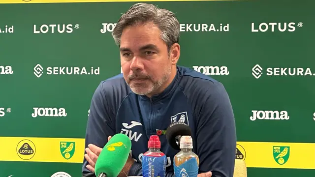 David Wagner at press conference