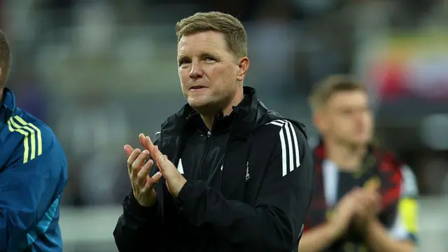 Eddie Howe applauds the Newcastle fans