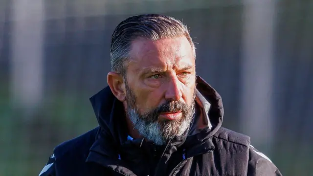 Derek McInnes in Hearts training