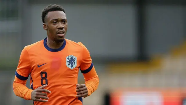Antoni Milambo playing for Netherlands Under-21s