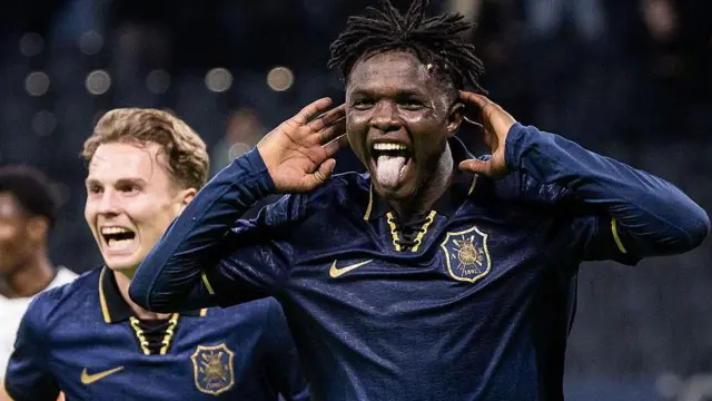  Zadok Yohanna of AIK celebrates 