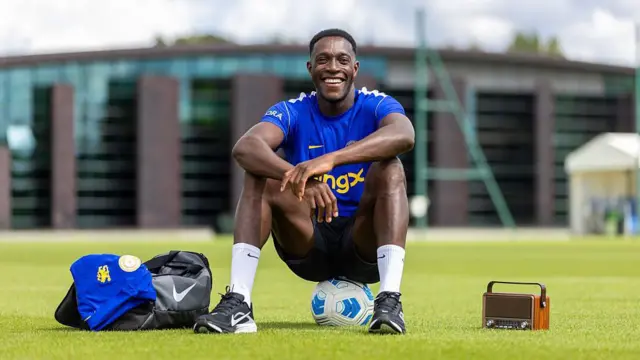 Chelsea unveil their new signing Danny Welbeck