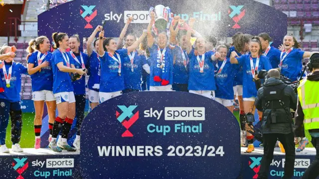 Rangers lift SWPL trophy