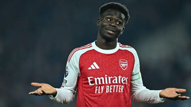 Bukayo Saka of Arsenal celebrates