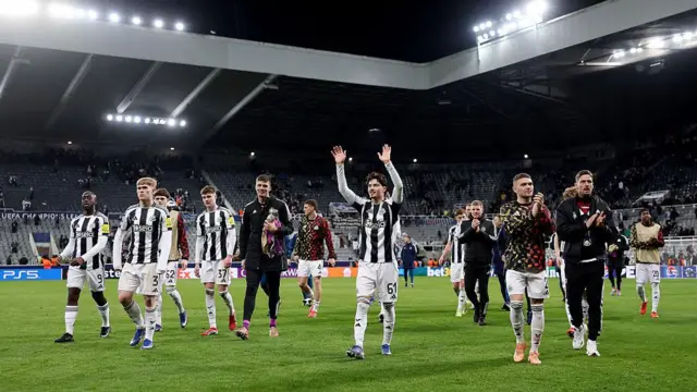 Newcastle players applaud the fans after the win over Qarabag