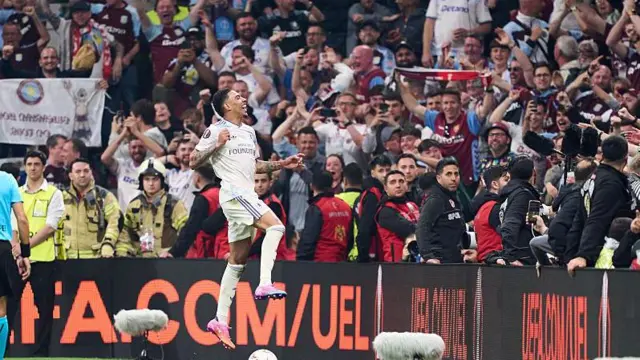 Morgan Rogers celebrating scoring in the Europa League final