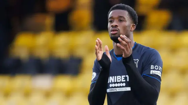 Emmanuel Fernandez applauds Rangers fans after their draw at Livingston