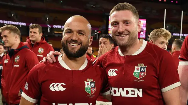 Finn Russell (R) and Jamison Gibson-Park.