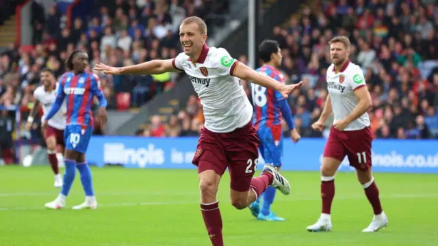 Tomas Soucek of West Ham United celebrates scoring his team's first goal during the Premier League match between Crystal Palace FC and West Ham United FC