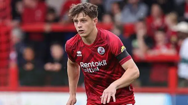 Ben Radcliffe in Crawley Town's red kit