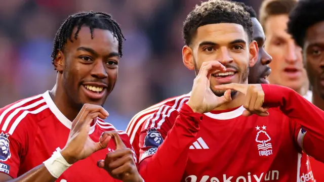 Anthony Elanga and Morgan Gibbs-White celebrate a goal