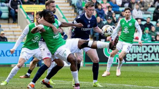 Hibernian 4-0 Dundee